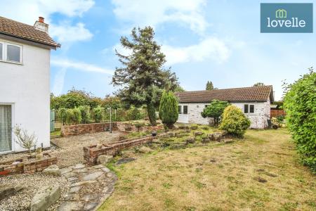 3 bedroom Detached house for sale in Little Becks, Laceby, DN37