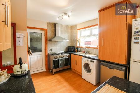 3 bedroom Semi-detached house for sale in Fury Avenue, Grimoldby, LN11