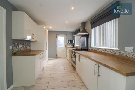 4 bedroom Detached house for sale in Lauridson Close, Laceby, DN37