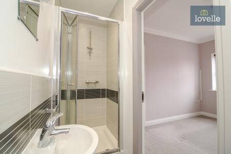 3 bedroom Semi-detached house for sale in Poachers Rise, Stallingborough, DN41