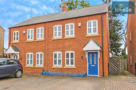 3 bedroom Semi-detached house for sale in Poachers Rise, Stallingborough, DN41