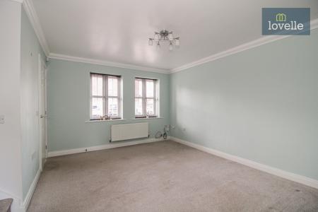 3 bedroom Semi-detached house for sale in Poachers Rise, Stallingborough, DN41