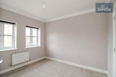 3 bedroom Semi-detached house for sale in Poachers Rise, Stallingborough, DN41