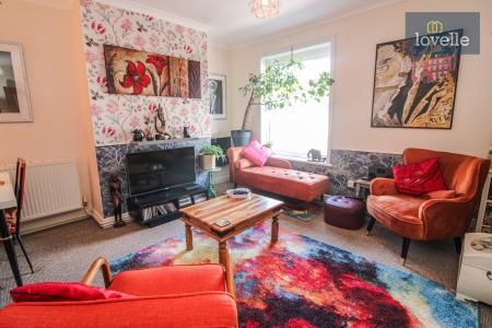 2 bedroom Terraced House for sale in Newmarket, Louth, LN11