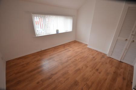 2 bedroom End of terrace house to let in Helene Grove, Grimsby, DN32