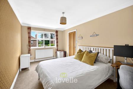 4 bedroom Detached house for sale in Beck Farm Mews, Barnoldby Le Beck, DN37