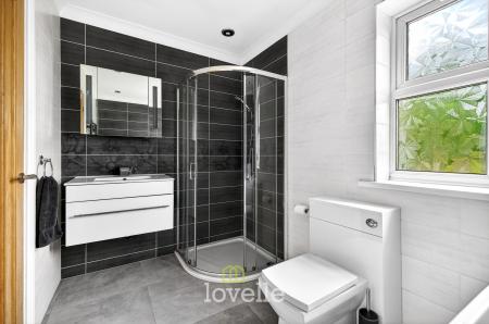 4 bedroom Detached house for sale in Beck Farm Mews, Barnoldby Le Beck, DN37