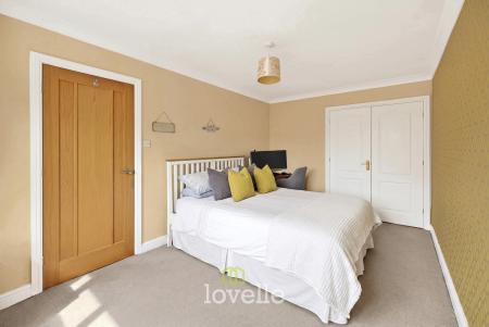 4 bedroom Detached house for sale in Beck Farm Mews, Barnoldby Le Beck, DN37