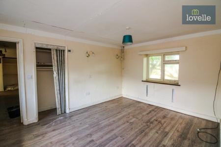 4 bedroom Detached bungalow for sale in Louth Road, North Cockerington, LN11