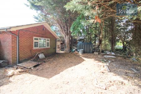 4 bedroom Detached bungalow for sale in Louth Road, North Cockerington, LN11