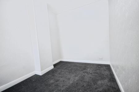 3 bedroom Terraced House to let in Roberts Street, Grimsby, DN32
