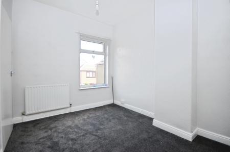 3 bedroom Terraced House to let in Roberts Street, Grimsby, DN32