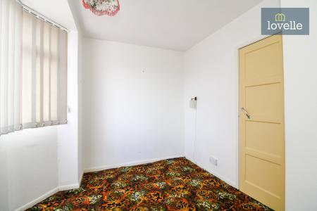 3 bedroom Semi-detached house for sale in Pershore Avenue, Grimsby, DN34