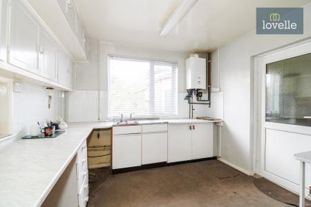 3 bedroom Semi-detached house for sale in Pershore Avenue, Grimsby, DN34