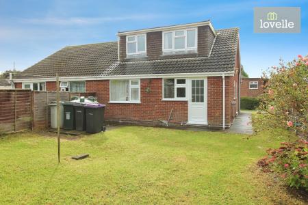 3 bedroom Semi-detached house for sale in High Street, Grainthorpe, LN11