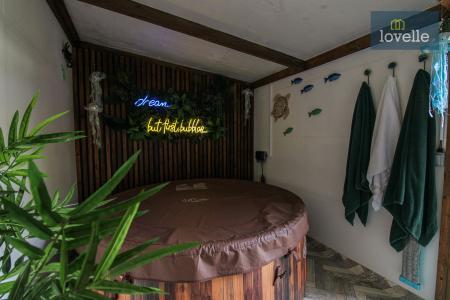 3 bedroom Semi-detached house for sale in Bloomsbury Gardens, Scartho Top, Grimsby, DN33