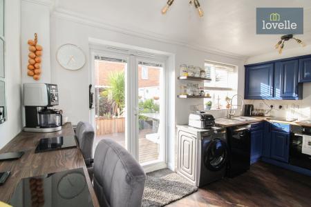 3 bedroom Semi-detached house for sale in Bloomsbury Gardens, Scartho Top, Grimsby, DN33