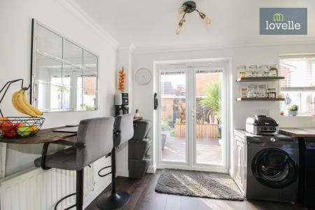 3 bedroom Semi-detached house for sale in Bloomsbury Gardens, Scartho Top, Grimsby, DN33