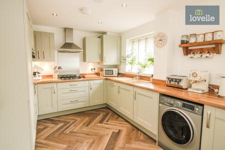 3 bedroom Detached house for sale in Acorn Avenue, Louth, LN11