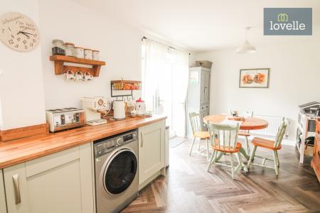 3 bedroom Detached house for sale in Acorn Avenue, Louth, LN11