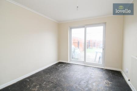 3 bedroom End of terrace house for sale in Queensway, Grimsby, DN37