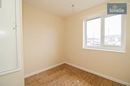 3 bedroom End of terrace house for sale in Queensway, Grimsby, DN37