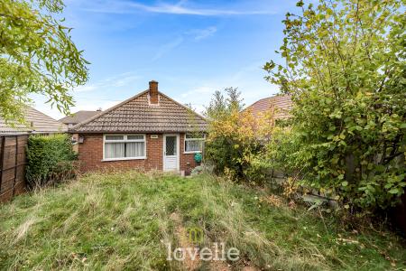 3 bedroom Detached bungalow for sale in Emfield Road, Scartho, Grimsby, DN33