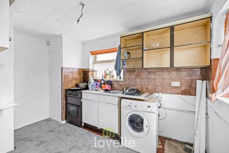 3 bedroom Detached bungalow for sale in Emfield Road, Scartho, Grimsby, DN33