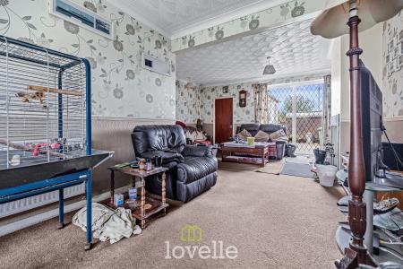 3 bedroom End of terrace house for sale in Yarborough Road, Grimsby, DN34