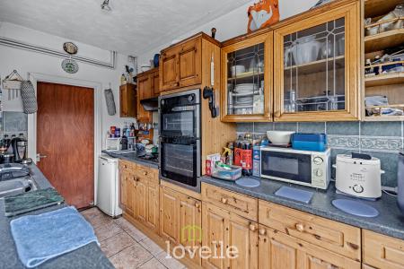 3 bedroom End of terrace house for sale in Yarborough Road, Grimsby, DN34