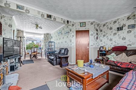 3 bedroom End of terrace house for sale in Yarborough Road, Grimsby, DN34