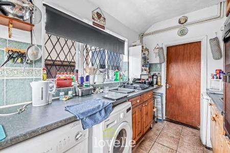 3 bedroom End of terrace house for sale in Yarborough Road, Grimsby, DN34