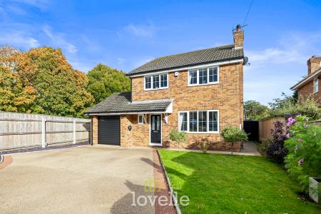 4 bedroom Detached house for sale in Archer Road, Waltham, DN37