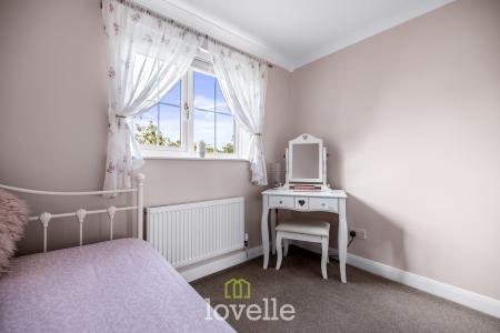 4 bedroom Detached house for sale in Archer Road, Waltham, DN37