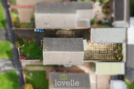 3 bedroom Detached house for sale in Woodlands Avenue, Immingham, DN40