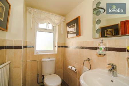 4 bedroom Detached house for sale in Cheapside, Waltham, DN37