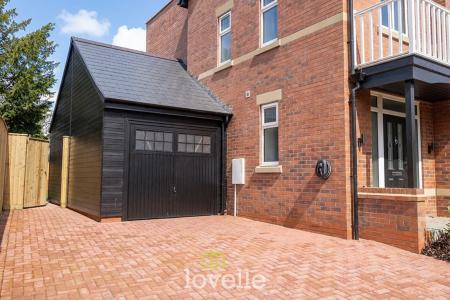 4 bedroom Detached house for sale in SHOW HOME, The Elms, Abbey Road, Grimsby, DN32