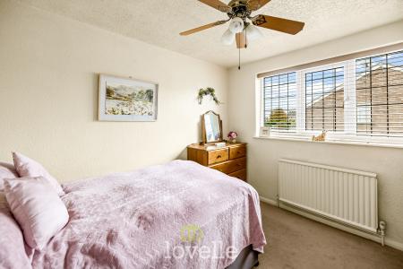 3 bedroom Detached house for sale in Mulberry Close, Keelby, DN41