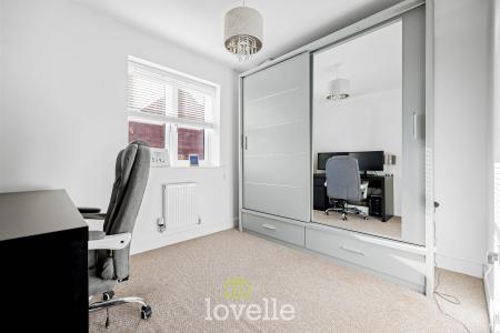 4 bedroom Detached house for sale in Edinburgh Way, Scartho Top, Grimsby, DN33