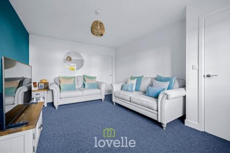 4 bedroom Detached house for sale in Edinburgh Way, Scartho Top, Grimsby, DN33