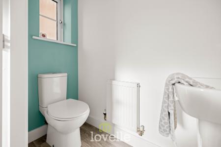 4 bedroom Detached house for sale in Edinburgh Way, Scartho Top, Grimsby, DN33