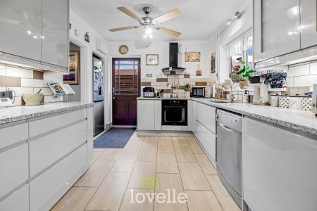 3 bedroom Semi-detached house for sale in St Crispin Close, North Killingholme, DN40