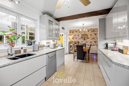 3 bedroom Semi-detached house for sale in St Crispin Close, North Killingholme, DN40