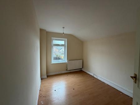 3 bedroom Terraced House to let in Gilbey Road, Grimsby, DN31