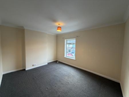3 bedroom Terraced House to let in Gilbey Road, Grimsby, DN31