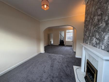 3 bedroom Terraced House to let in Gilbey Road, Grimsby, DN31