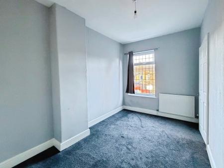3 bedroom Terraced House to let in Montague Street, Cleethorpes, DN35