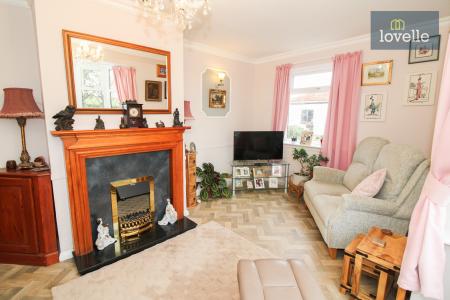 3 bedroom Detached bungalow for sale in Louth Road, South Somercotes, LN11