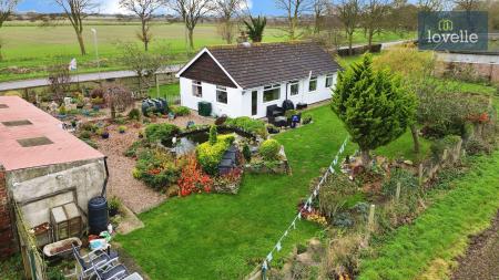 3 bedroom Detached bungalow for sale in Louth Road, South Somercotes, LN11