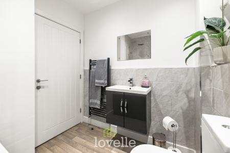 2 bedroom Terraced House for sale in Kristine Close, Grimsby, DN32